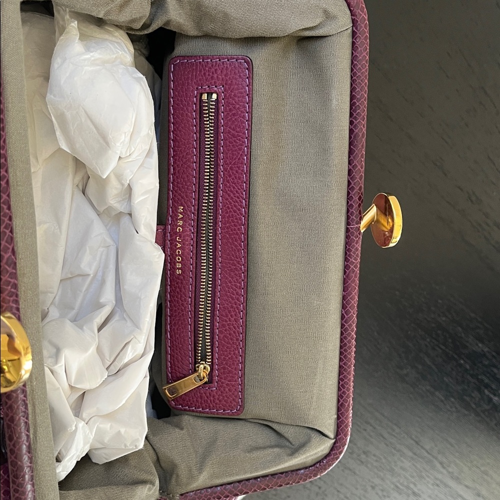 Marc Jacobs purse - Picture 15 of 16